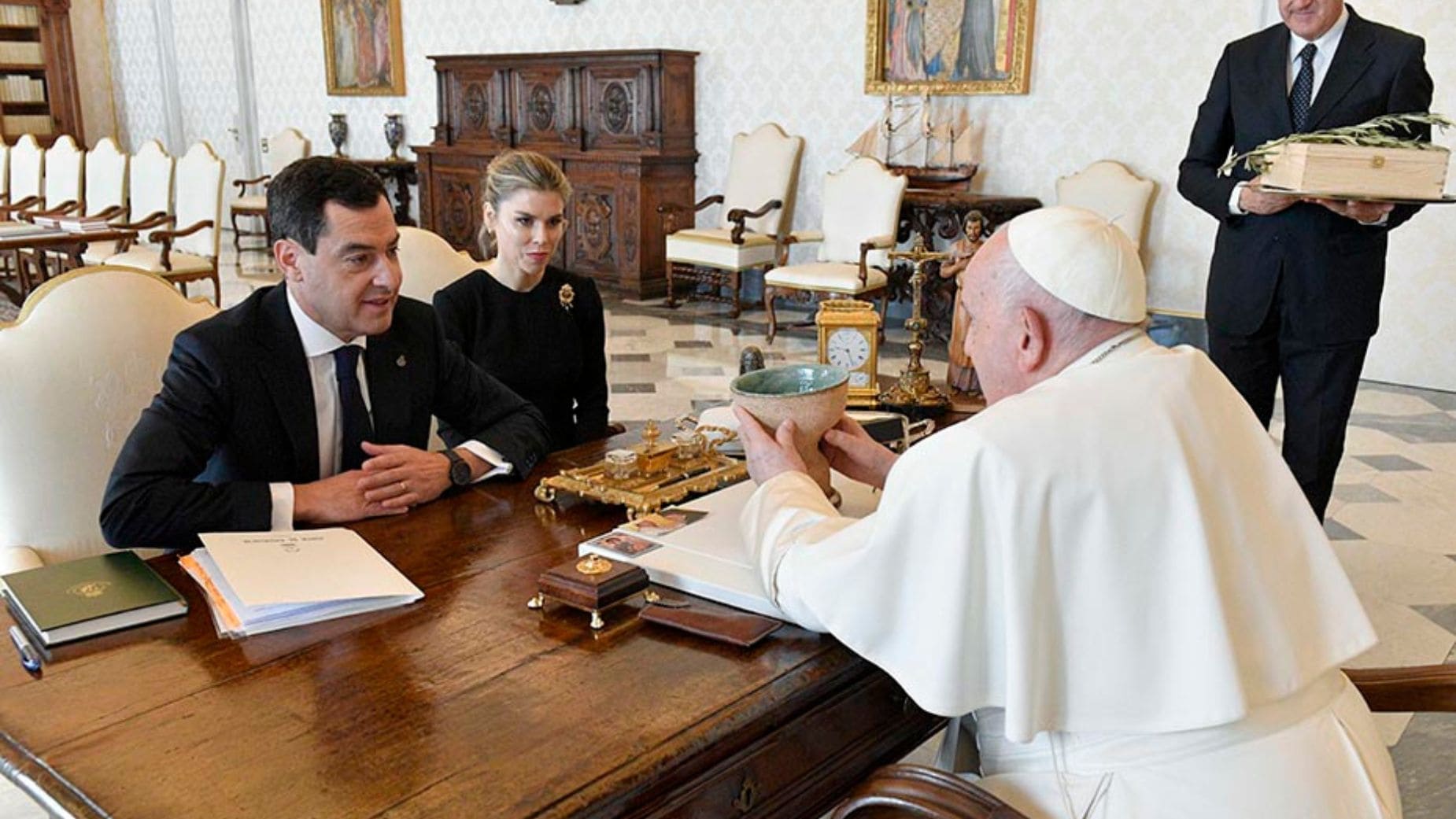 Juanma Moreno en su visita al Vaticano / Foto Junta de Andalucía