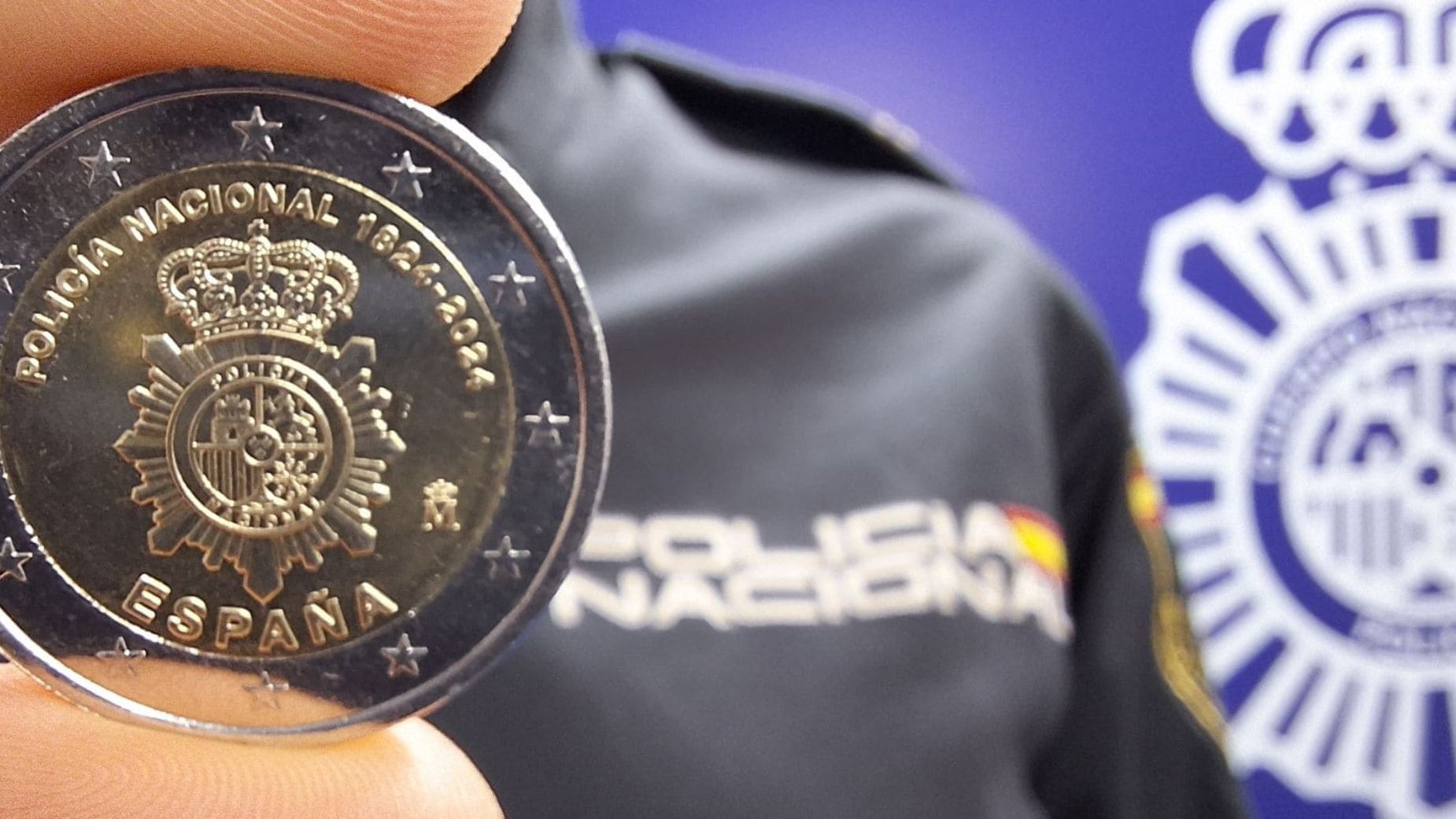 Moneda conmemorativa Policía Nacional