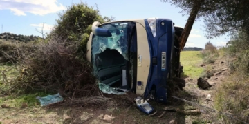 Autobús del IMSERSO que ha sufrido el accidente