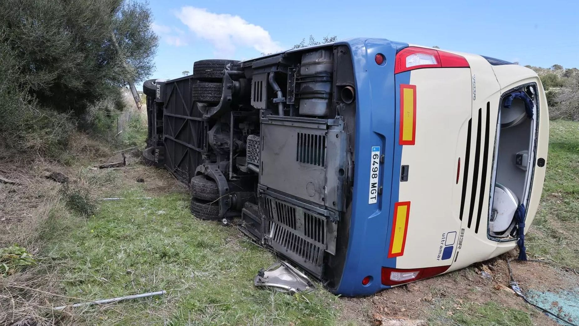 Autobús del IMSERSO que ha sufrido el accidente | EUROPAPRESS