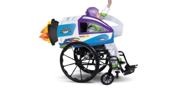 El disfraz de Buzz Lightyear adaptable para silla de ruedas para niños ya está en El Corte Inglés