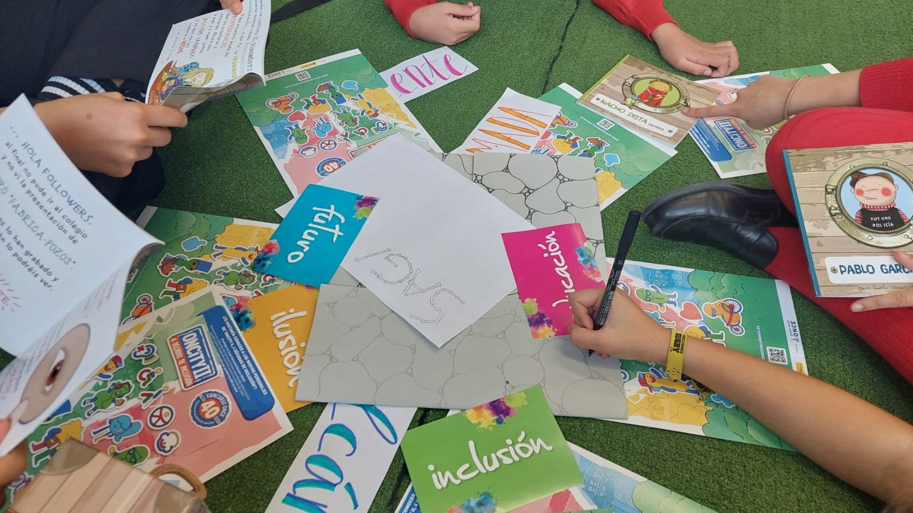 'Inclusionario', el diccionario más democrático e inclusivo de la historia