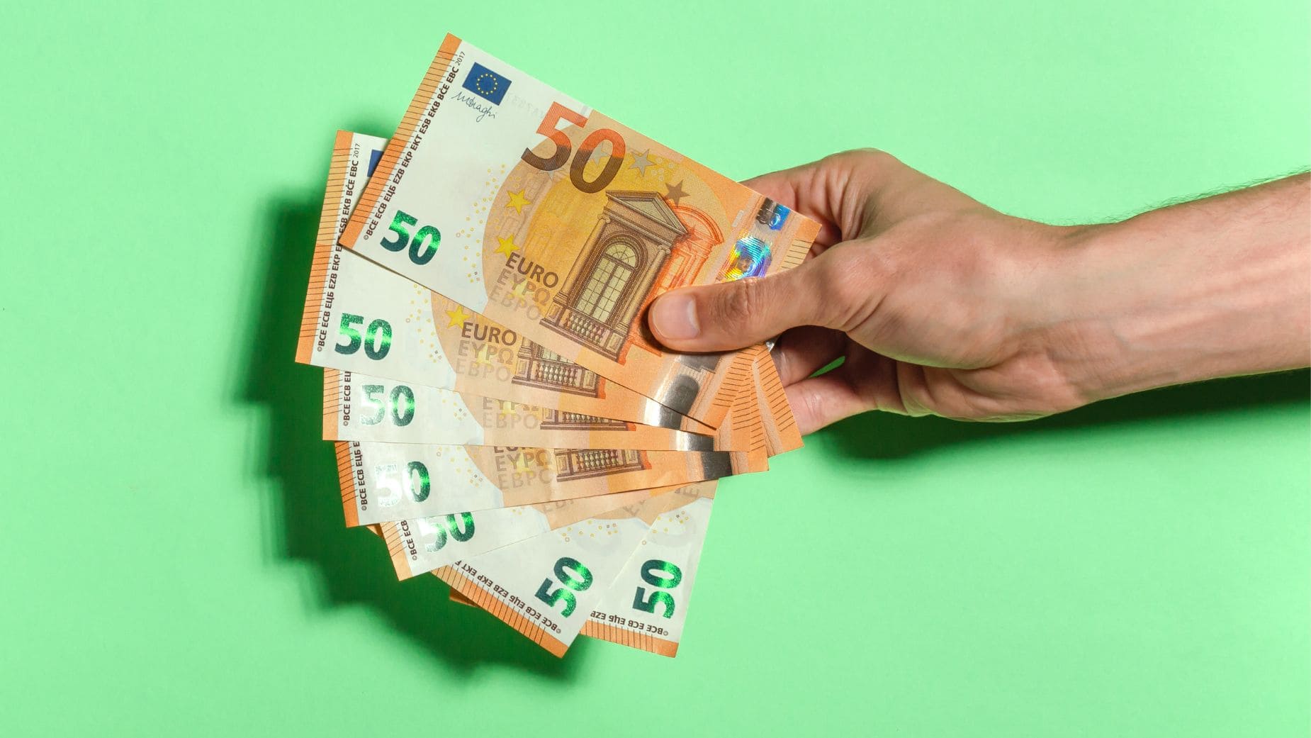 Así puedes ganar 24.800 euros con la Seguridad Social antes de recibir tu pensión