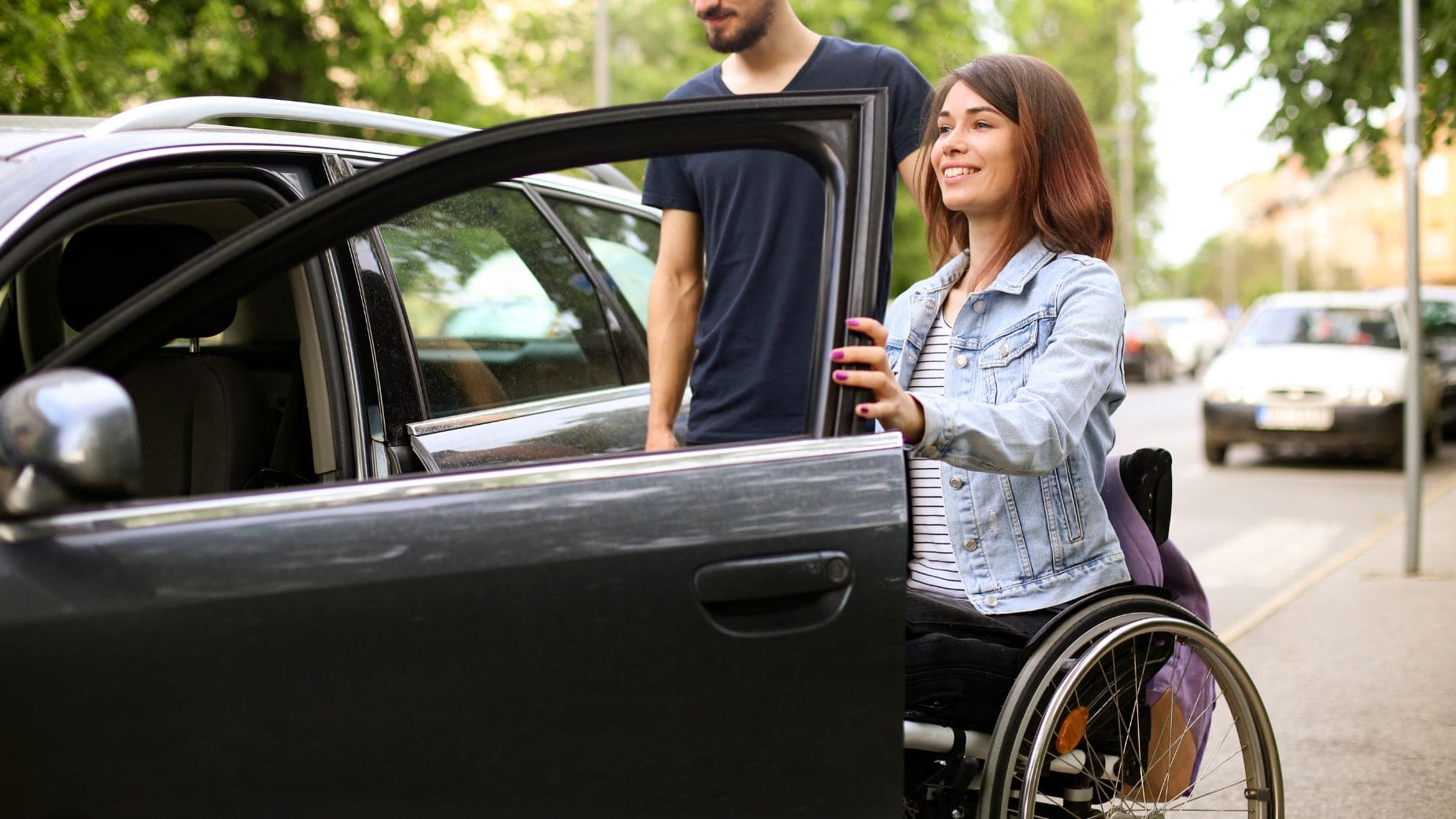 Rehatrans señala cuales son las modificaciones de un coche adaptado para personas con movilidad reducida 