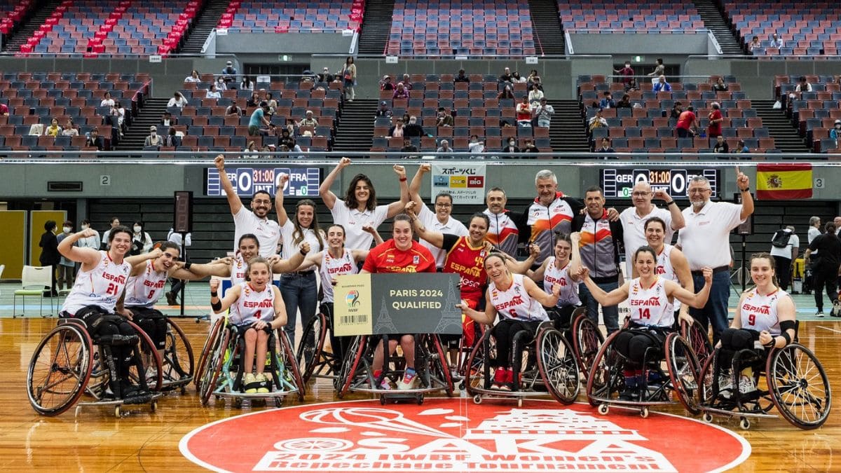 La selección de baloncesto en silla de ruedas celebra la clasificación a los Juegos Paralímpicos de París 2024