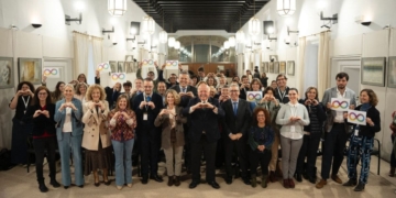 Autismo Cádiz, uno de los protagonistas en el acto de la Junta de Andalucía en el Parlamento