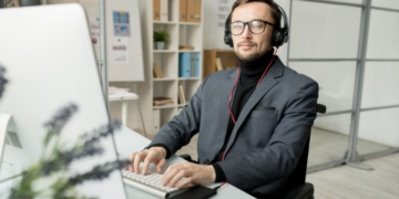 La administración reclama mayor presencia de las personas con discapacidad en los puestos elevados de la función pública