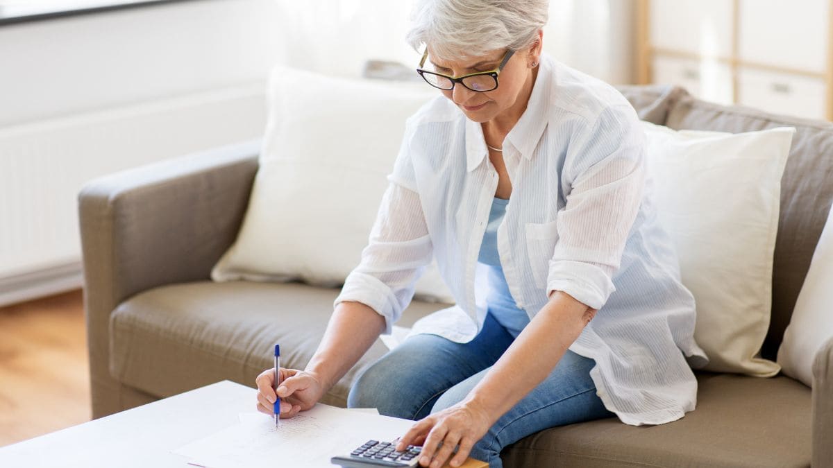 Novedades para las personas mayores de 65 años: ahora pagarán menos por la energía