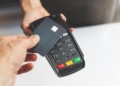 El Banco de España señala que se debe de hacer cuando nos piden si queremos copia del terminal de punto de venta (TPV)