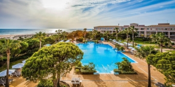 El Hotel Spa Valentin Sancti Petri es el alojamiento que ofrece Viajes El Corte Inglés a precio reducido