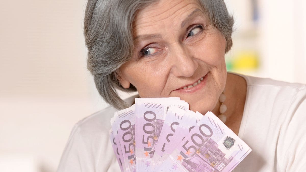 Ayuda de la Seguridad Social de 425 euros en la pensión