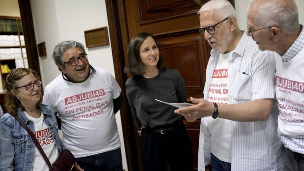Propuesta de jubilación de ASJUBI y Podemos