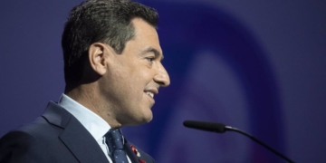 Andalucía mejora el servicio de teleasistencia a las personas en situación de dependencia