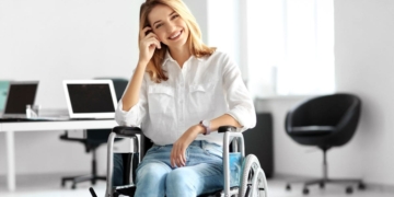 Las personas con discapacidad deben de tener un grado de discapacidad igual o superior al 45% para acceder a la jubilación anticipada