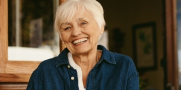 Las personas mayores cuentan con beneficios y ventajas en la Comunidad de Madrid