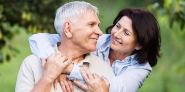 Personas mayores que pueden recibir la Tarjeta del Mayor de la Generalitat Valenciana