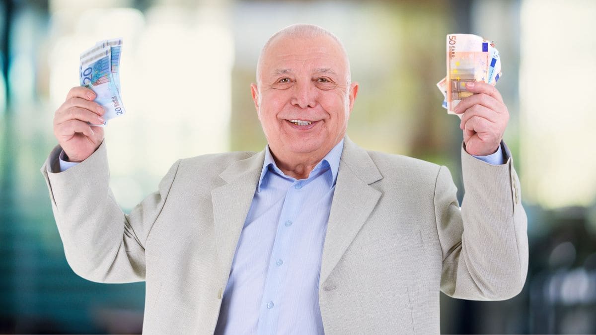 Dos pagas extra de la pensión de jubilación en junio de 2024