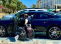 Requisitos de la DGT para que una persona con discapacidad se renueve el carnet de conducir