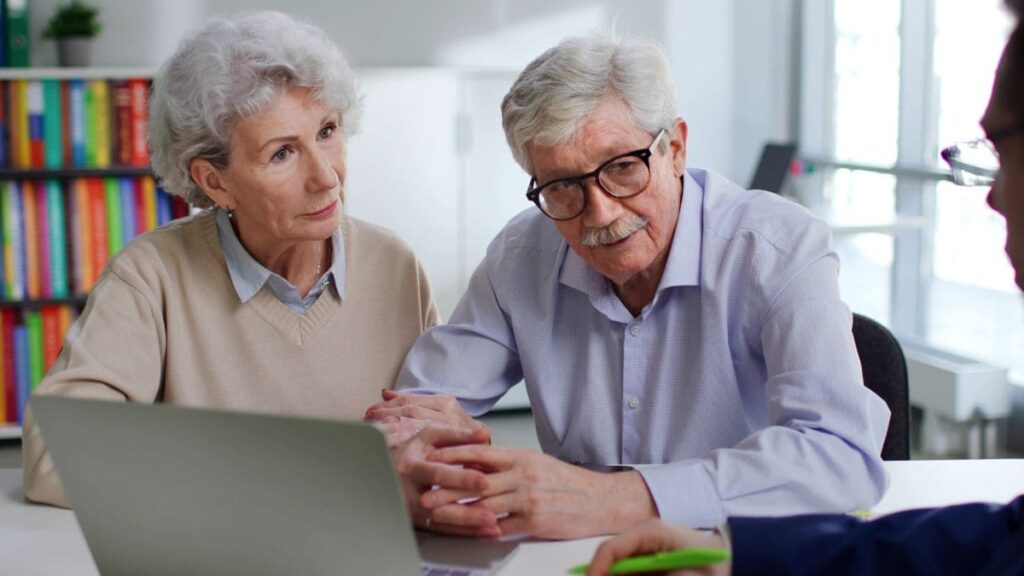 Ventajas fiscales para personas mayores de 65 años