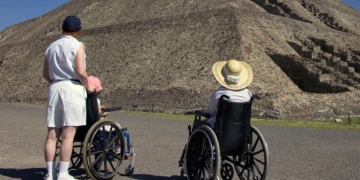 Las personas con discapacidad pueden viajar con el IMSERSO