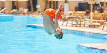 'Con cabeza sí, de cabeza no', la nueva campaña de prevención de zambullidas 2024