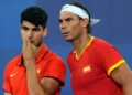 Nadal y Alcaraz durante un partido de los Juegos Olímpicos de París 2024 jubilación tenistas profesionales