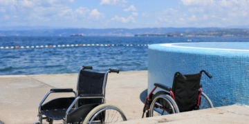 Las personas con discapacidad pueden viajar con el IMSERSO