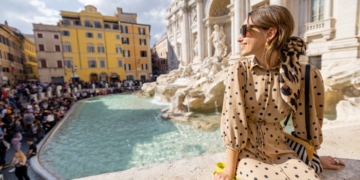 La Fontana di Trevi, uno de los monumentos que no te puedes perder en tu viaje a Roma
