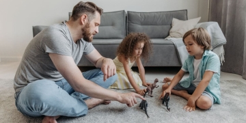 Hacienda devolverá dinero a los padres con hijos menores de 25 años a su cargo