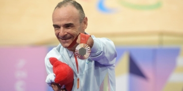 Ricardo Ten, medalla de bronce en los Juegos Paralímpicos de París 2024./ Foto de la Federación Española de ciclismo