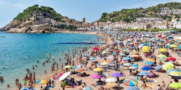 Descuentos para viajar con Renfe a la playa en verano de 2024