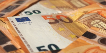 El IMSERSO cuenta con una ayuda de 525 euros que le puedes añadir a tu pensión no contributiva