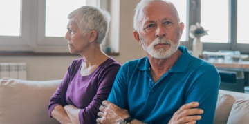 Personas mayores que pueden viajar con el Programa de Turismo del IMSERSO