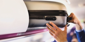 Tamaño equipaje mano Ryanair viajes