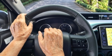 Personas mayores 70 años tasas renovación carnet