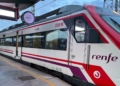 RENFE explica como conseguir los descuentos de la Tarjeta Dorada para personas mayores