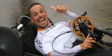 Sergio Garrote se proclama campeón del Mundo en ciclismo en ruta H2 en Zurich