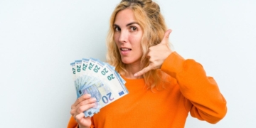 Nuevo número de teléfono de la Seguridad Social para el Ingreso Mínimo Vital