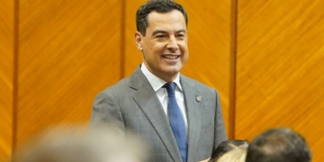 Juanma Moreno, presidente de la Junta de Andalucía guarderías gratuitas