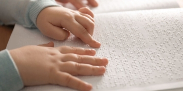 La ONCE y la Xunta de Galicia firman un convenio para la mejora de la atención educativa del alumnado con ceguera o deficiencia visual grave