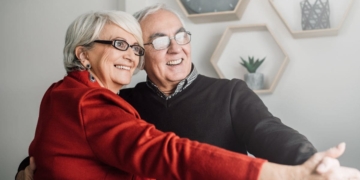 Personas mayores que pueden viajar con el IMSERSO