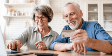 Estos son los beneficios de las personas mayores de 65 años al recibir una pensión