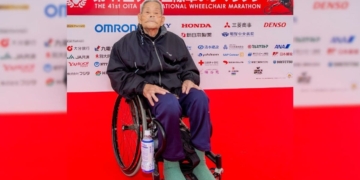 Kudo Kinjiro, el hombre en silla de ruedas de 98 años que corre la Maraton de Japón