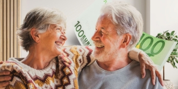 Las familias con personas mayores de 65 años, podrán recibir este beneficio fiscal de hasta 2.550 euros