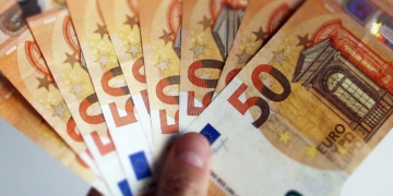 Las personas que reciben la pensión no contributiva de invalidez van a recibir la paga extra de Navidad