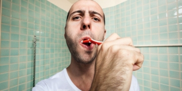 Elimina el sarro de los dientes con esta bebida que tienes en casa