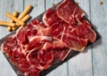 Este es el mejor jamón ibérico según la OCU, y se puede comprar por menos de 5 euros en supermercados