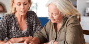 Hacienda confirma los beneficios fiscales en la venta de viviendas para mayores de 65 años