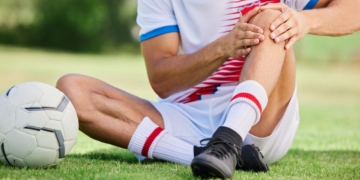 Incapacidad temporal por accidente de trabajo por una lesión jugando al fútbol