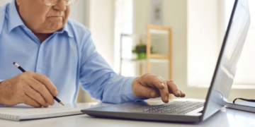 Nueva edad legal de jubilación en España para 2025: deberás tener estos años cotizados